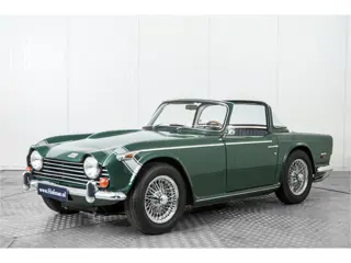 Triumph TR5 TR250 5 Speed, Surrey top (bj 1968)