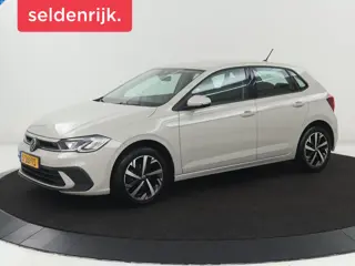 Volkswagen Polo 1.0 TSI Life Business | Stoelverwarming |  Adaptive cruise | Carplay | Trekhaak | Na