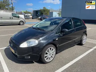 Fiat Grande Punto 1.4-16V Sport AIRCO/120PK/RIJDT GOED/APK!!