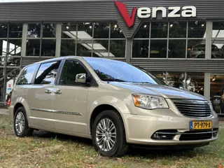 Chrysler Town & Country 3.6 V6 Stow & Go LIMITED (bj 2013)