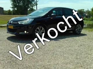 Citroën C4 1.6 THP Exclusive EGS autom - Airco - Leer - glasdak - Apple / Android