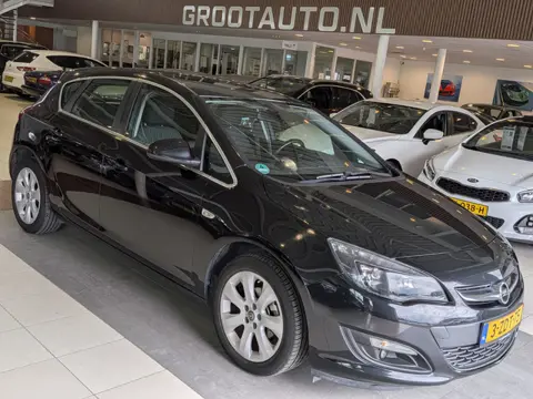Opel Astra 1.4 Turbo Blitz Airco, Cruise Control, Stuurbekrachtiging