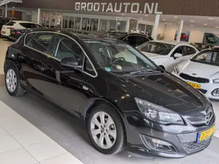 Opel Astra 1.4 Turbo Blitz Airco, Cruise Control, Stuurbekrachtiging