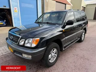 Toyota Land Cruiser100 4.7i V8 Executive 7prs - Lexus LX470 nwe distributie Zeer luxe uitvoering met