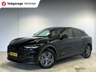 Ford Mustang Mach-E RWD 75 kWh | Navigatie/Android/Apple Carplay | LM Velgen 18" | Voorstoelen/Stuur