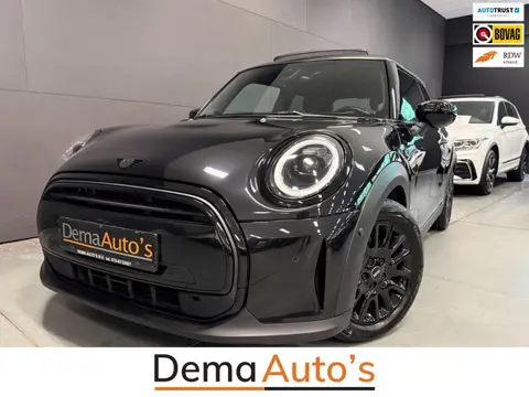 Mini Cooper 1.5 Cooper BLACK-EDITION PANO/H-UP/NAVI/CAM/DAB/CARPLAY/H-KARDON///
