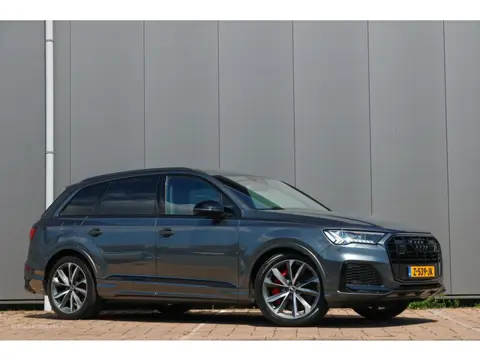 Audi Q7 60 TFSI e Quattro Competition | RS-Stoelen| B&O 3D | HUD | Matrix Laser | Massage | Trekha