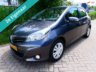 Toyota Yaris 1.3 VVT-i 100pk 2e eigenaar 5-deurs Airco Navi Trekhaak Degelijk