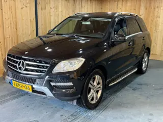Mercedes M-klasse ML350 BlueTEC 2012 Zwart Schuifdak Luchtvering