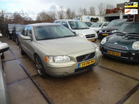 Volvo S60 2.4 Edition autom elek pak boekjes nap apk