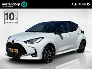 Toyota Yaris 1.5 Hybrid GR Sport | Dodehoek detectie | Voorstoelen verwarmd |