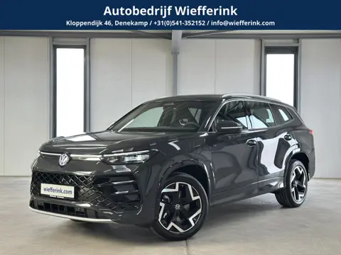 Volkswagen Tayron 1.5 eHybrid R-Line | Trekhaak-pakket | Navigatie-pakket | Stoel- & stuurverwarming