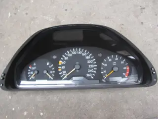 Mercedes clk 230 Tellerunit Sloopauto inkoop Den haag