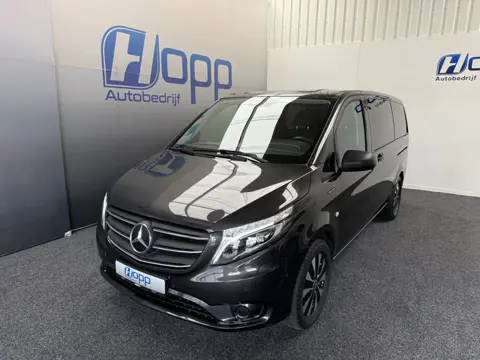 Mercedes-Benz EVito Tourer L2 PRO - 8-PERS - 90Kwh - Leer - TAXI Klaar - Camera - 360KM actieradius 