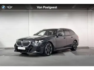 BMW 5 Serie Touring 530e M Sport Edition | M-Sport | Harman/Kardon | Stoelventilatie | Stoelverwarmi