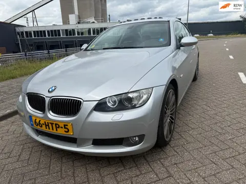 BMW 3-serie Coupé 325i Executive