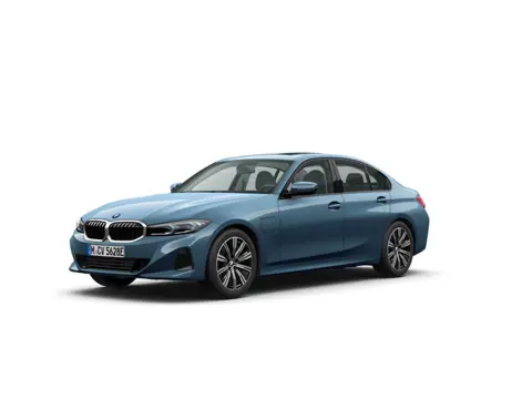 BMW 3-serie 330e | Schuif-/Kanteldak | Camera | Comfort Access | Elek. Achterklep | Stoelverw.