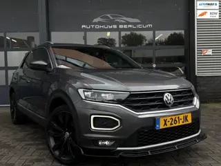 Volkswagen T-Roc 1.5 TSI Sport Pano Virtual VOL OPTIE!