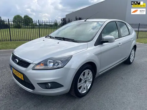 Ford Focus 1.8 Limited|Clima|Cruise|Navi|5drs|Apk 6-2027!!!