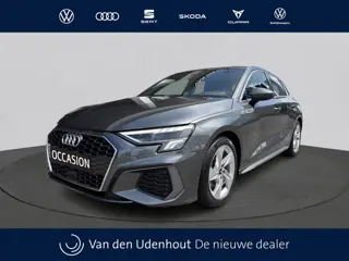 Audi A3 Sportback 30 TFSI 110Pk S Edition / Trekhaak / Carplay