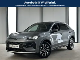 Volkswagen T-Roc 1.5 eTsi 150 pk Life First Edition | Comfort | Camera | Trekhaak |