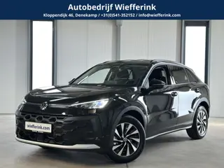 Volkswagen T-Roc 1.5 eTsi 150 pk Life First Edition | Comfort | Camera | Trekhaak |
