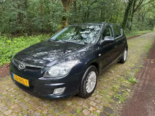 Hyundai I30 1.4i Blue Dynamic APK 06-2027 !!!