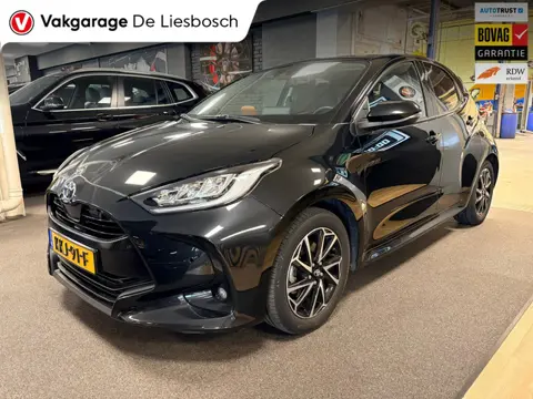 Toyota Yaris 1.5 Hybrid Style / LED / head-up / panoramadak / camera / keyless