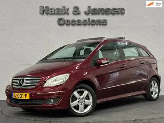 Mercedes-Benz B-klasse 170 - Pano - Stoelverwarming - Parkeersensoren