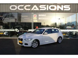 BMW 1-serie 114i Upgrade LEDER/ VERWARMDE STOELEN/ LM 17