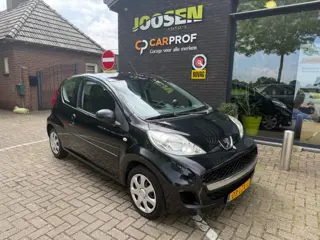 PEUGEOT 107 1.0-12V URBAN MOVE