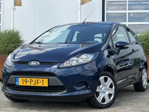 Ford Fiesta 1.25 Limited 60 pk | Nieuwe distributieriem | Airco | Elektrische ramen voor | Isofix be
