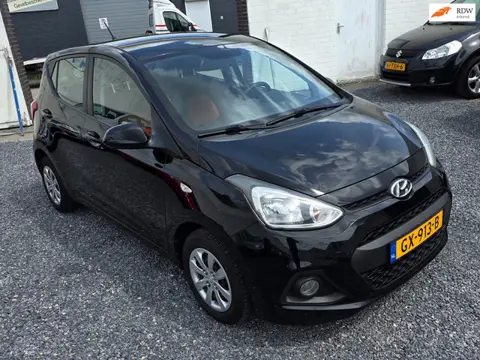 Hyundai I10 1.0i i-Motion Comfort Dealer onderhouden