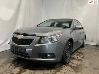 Chevrolet Cruze 2.0D LE SCHADEAUTO!!