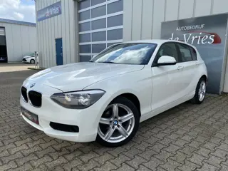 BMW 1-serie 116i Business 5-Drs. Automaat / Airco / PDC V&A / Stoelverw. / LMV