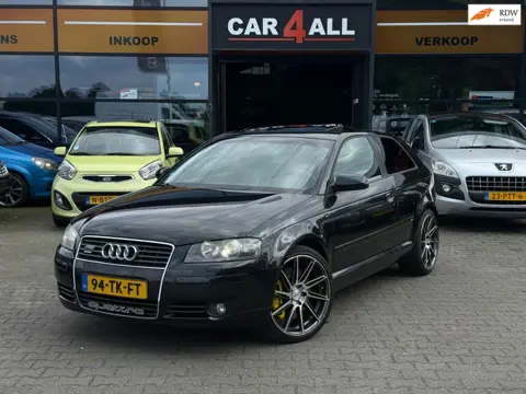 Audi A3 3.2 quattro Ambition DAKJE/LEDER/ABT/STLVRM/NAVI/XENON/RIJDT PERFECT/NAP