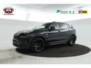 Lynk & Co 01 1.5 full black, Donkere hemel. climate.