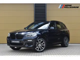 BMW X3 xDrive20i High Executive * M-Sportpakket * Stuurverwarming * Adaptief Onderstel *