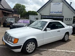 Mercedes-Benz 200-500 (W124) 300 CE UNIEK W124 NL-AUTO SCHUIFDAK/AUTOMAAT/LEDER