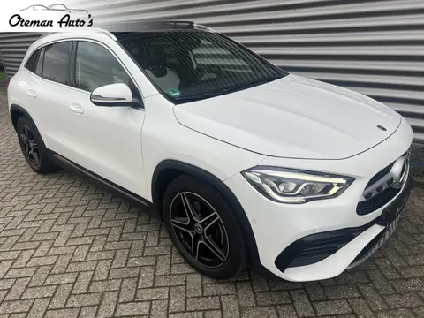 Mercedes-Benz GLA-klasse 200 AMG Pano Sfeer Camera