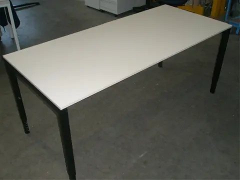 1xBureau Drentea 180x80cm