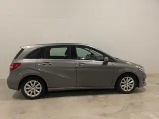 Mercedes-Benz B-klasse 200 d AMG Aut. N.a.v. Airco Leer Cruise