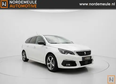 PEUGEOT 308 1.5 BLUEHDI BLUE LEASE GT-LINE, PANO, TREKHAAK, CARPLAY