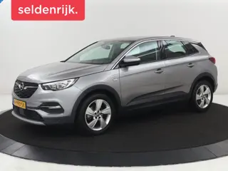 Opel Grandland X 1.6 Turbo Business Executive | Trekhaak |  Stoelverwarming | Carplay | Navigatie | 