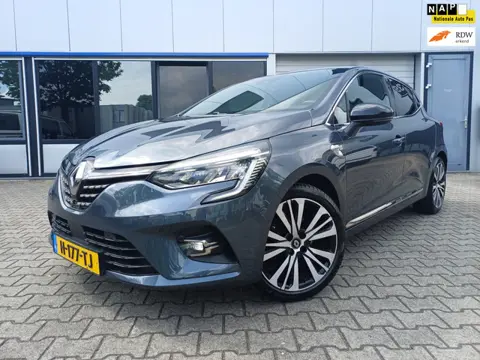 Renault Clio 1.3 TCe Initiale Paris NAVI/130PK/LED/LEDER/CAMERA/PDC
