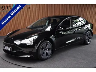 Tesla Model 3 RWD 60 kWh Full Self Driving 3 Warmtepomp Leer Panodak Elektr. achterklep Elektr. vers