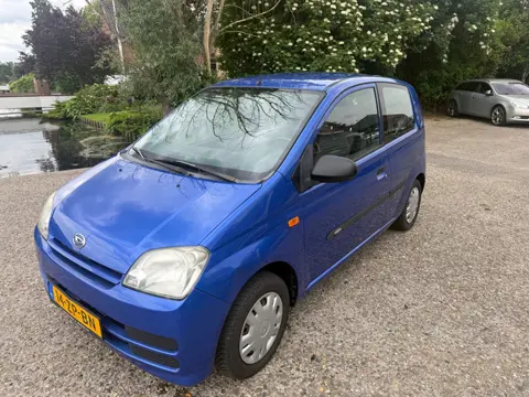 Daihatsu Cuore 1.0-12V 100th Anniversary GEINIG VOOR WEINIG . Veel kilometers maar rijd perfect