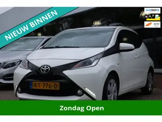 Toyota Aygo 1.0 VVT-i x-play 2e EIG_LED_LIMIT_CAMERA_NAP.