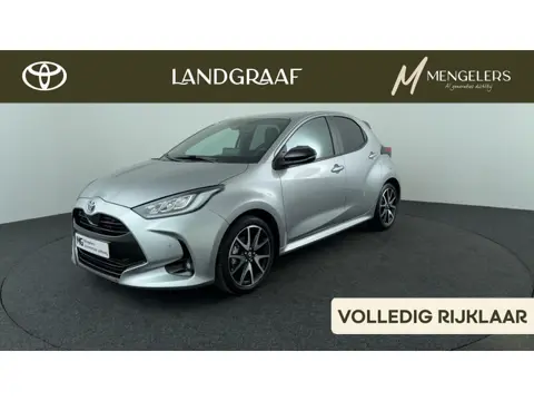 Toyota Yaris 1.5 Hybrid 115 Executive | Rijklaar | Dealeronderhouden | Stoelverwarming | Parkeersens