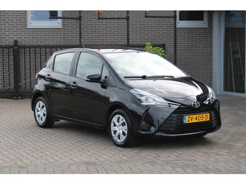 Toyota Yaris 1.5 VVT-i Active Navi/Clima/Camera/NL Auto!!